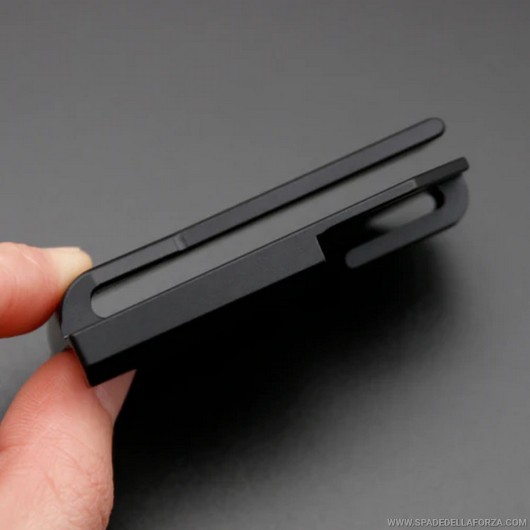 Clip per cintura per spada laser