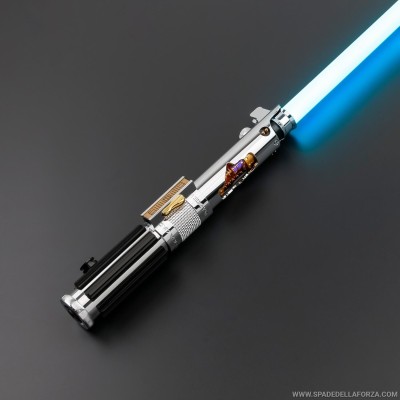 Spada laser da combattimento replica. Anakin Skywalker episodio 3 con cristallo rotante a vista