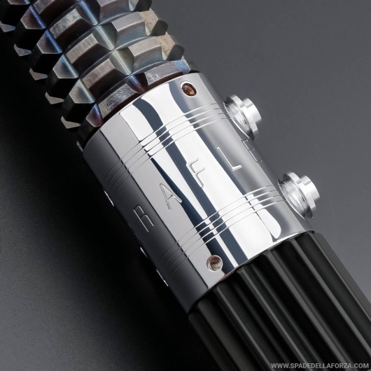 Replica combat lightsaber. Obi-Wan Kenobi episode 4 with exposed crystal