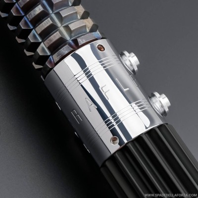 Replica combat lightsaber. Obi-Wan Kenobi episode 4 with exposed crystal