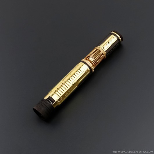 Spada laser da combattimento replica. Obi-Wan Kenobi episodio 4 con cristallo a vista