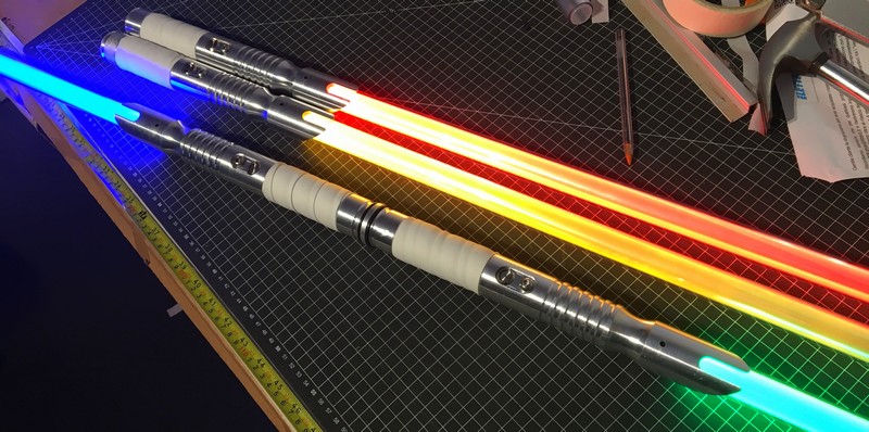 Spada laser a doppia lama saberstaff