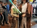 Andrea, con un bellissimo costume da Jedi, sfoggia la sua spada laser #Eris a Vicomix, in compagnia di una fantastica Rey! :D 